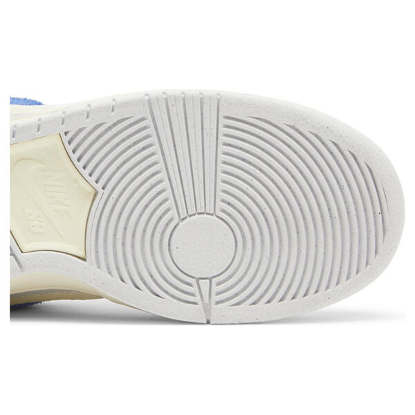 FLY STREETWEAR X DUNK LOW PRO SB DQ5130-400