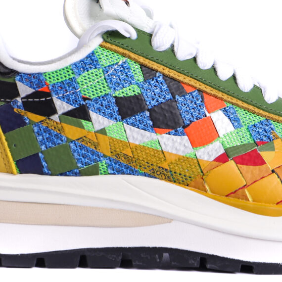 sacai x Nike LDVaporwaffle Mix Low Green Gusto DR5209 300