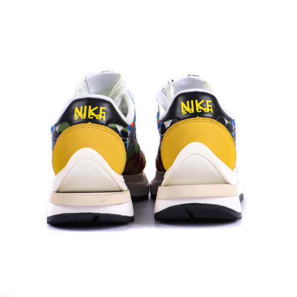 sacai x Nike LDVaporwaffle Mix Low Green Gusto DR5209 300