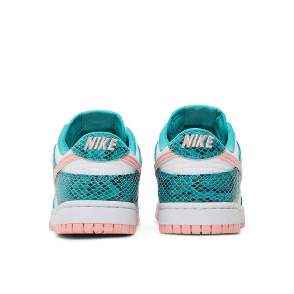 DUNK LOW “WASHED TEAL SNAKESKIN” DR8577 300