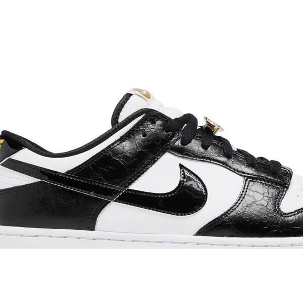Dunk Low SE “World Champ” DR9511 100