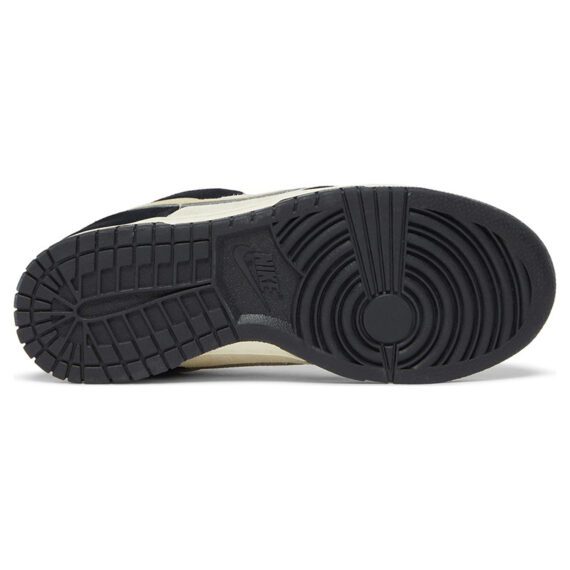 DUNK LOW LX “BLACK SUEDE” DV3054 001