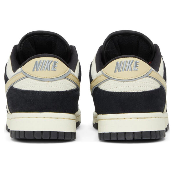 DUNK LOW LX “BLACK SUEDE” DV3054 001