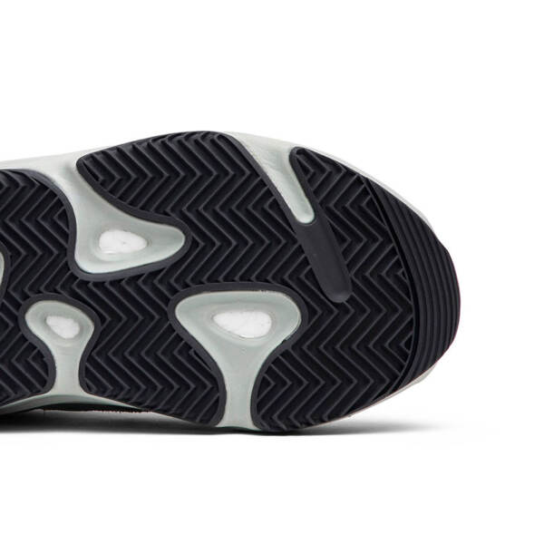 YEEZY BOOST 700 “SALT” EG7487