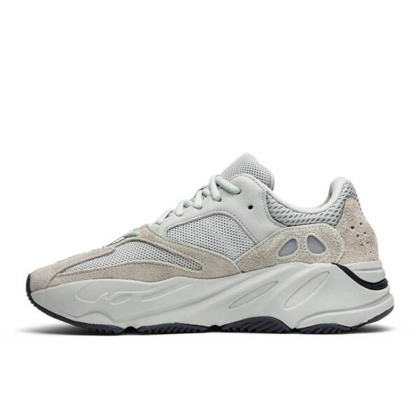 YEEZY BOOST 700 “SALT” EG7487
