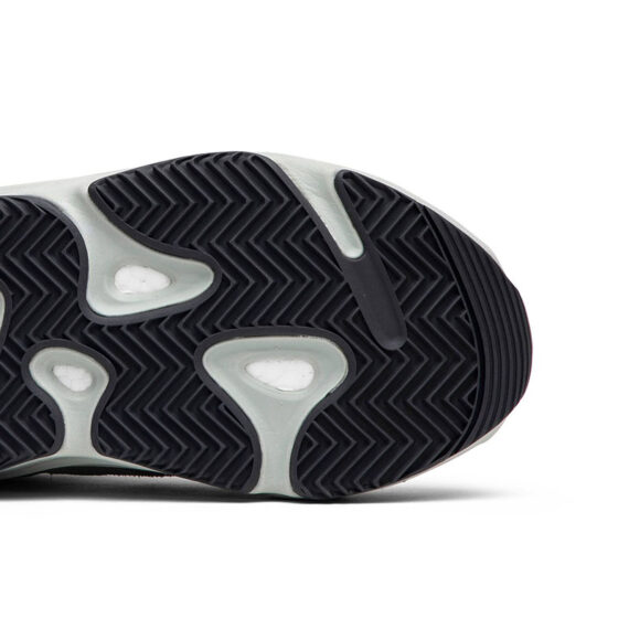 “Special Price” yeezy BOOST 700 “SALT” EG7487-TJ