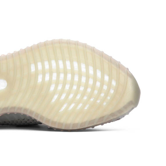 YEEZY BOOST 350 V2 “TRUE FORM” EG7492