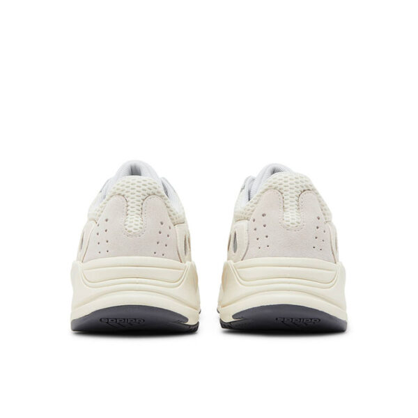“Special Price” yeezy BOOST 700 “ANALOG” EG7596-TJ