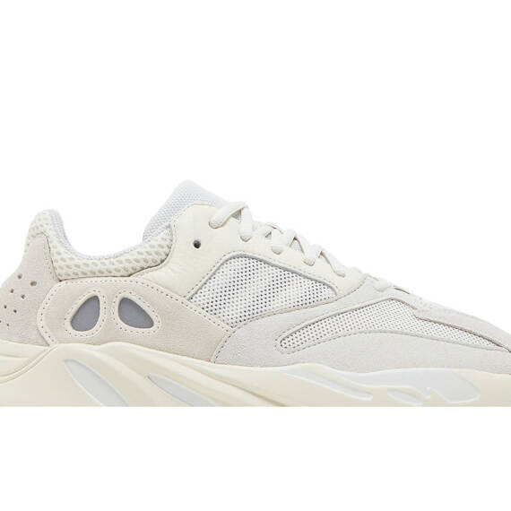 YEEZY BOOST 700 “ANALOG” EG7596