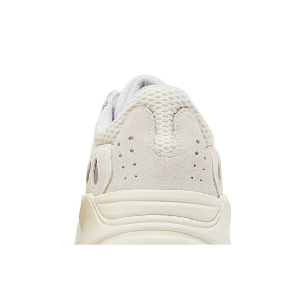 “Special Price” yeezy BOOST 700 “ANALOG” EG7596-TJ