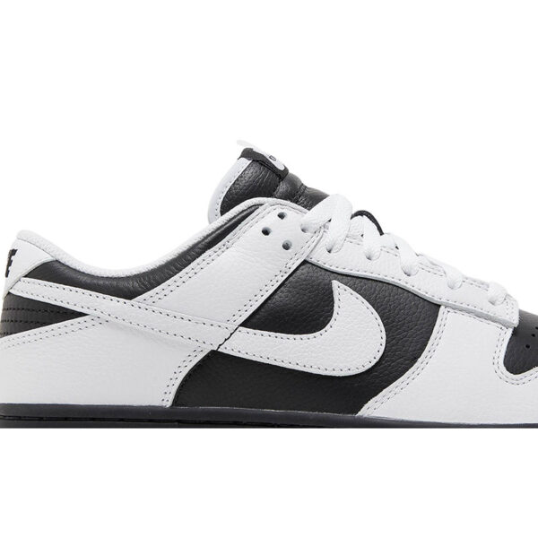 DUNK LOW “REVERSE PANDA” FD9064 011