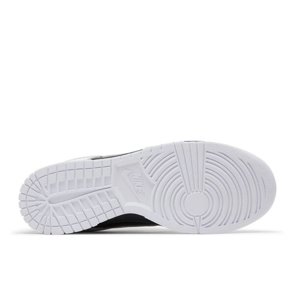 DUNK LOW “REVERSE PANDA” FD9064 011