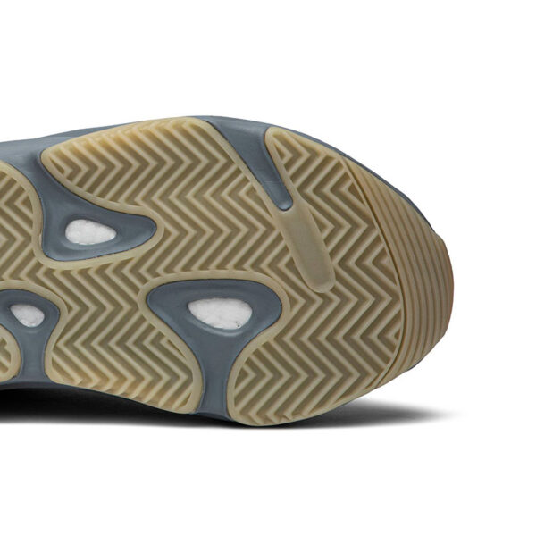 “Special Price” yeezy BOOST 700 V2 “INERTIA” FW2549-TJ