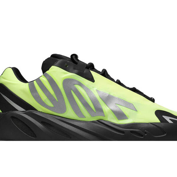 YEEZY BOOST 700 MNVN “PHOSPHOR” FY3727