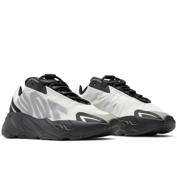 YEEZY BOOST 700 MNVN “BONE” FY3729