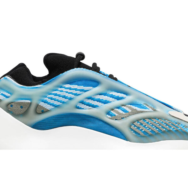 YEEZY 700 V3 “ARZARETH” G54850