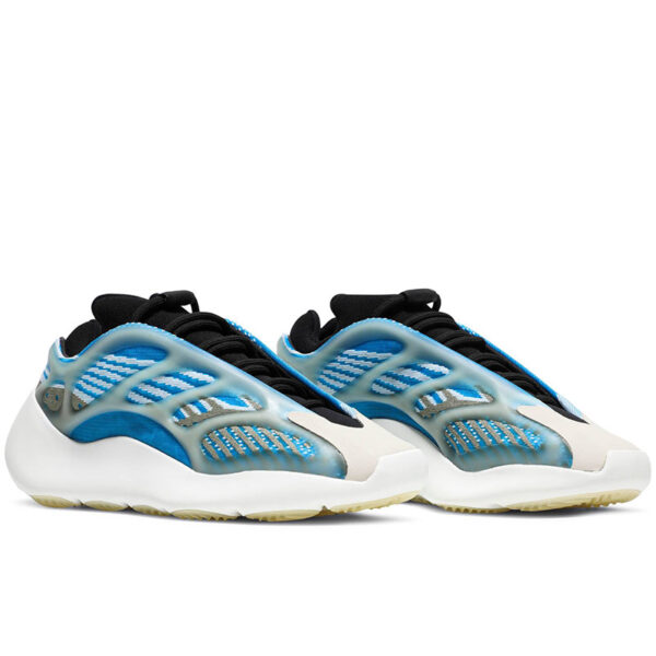 YEEZY 700 V3 “ARZARETH” G54850