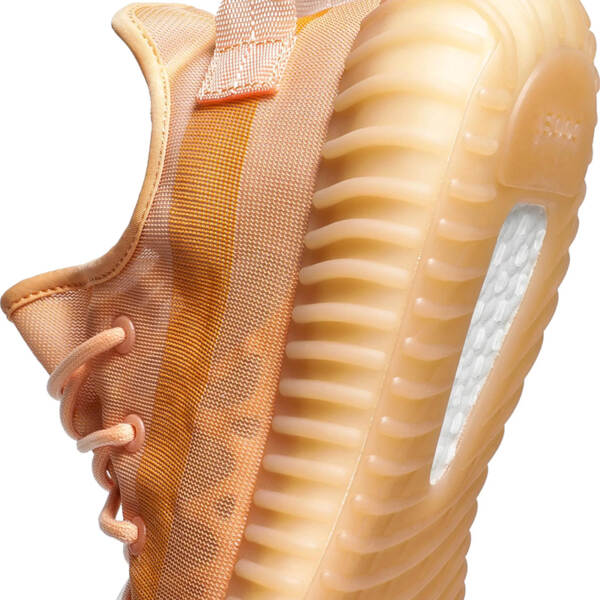 YEEZY BOOST 350 V2 “MONO CLAY” GW2870