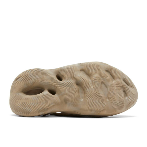 YEEZY FOAM RUNNER “STONE SAGE” GX4472
