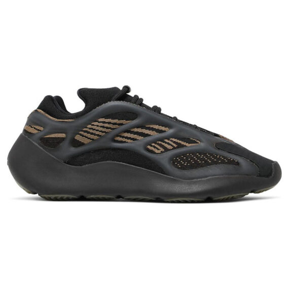 YEEZY 700 V3 “CLAY BROWN” GY0189