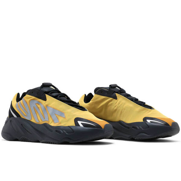 YEEZY BOOST 700 MNVN “HONEY FLUX” GZ0717