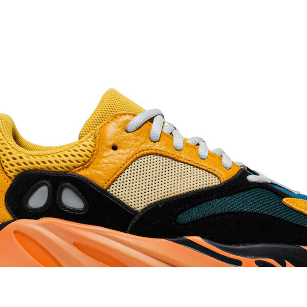 “Special Price” yeezy BOOST 700 “SUN” GZ6984-TJ