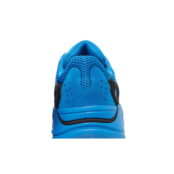 “Special Price” yeezy BOOST 700 “HI-RES BLUE” HP6674-TJ