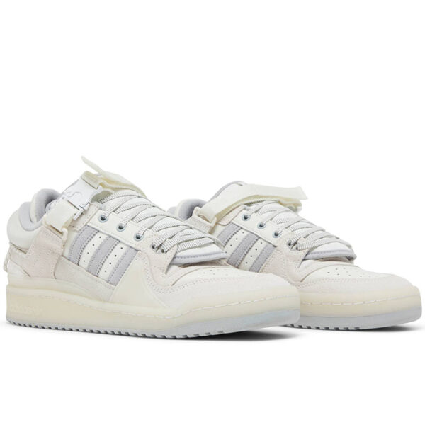Bad Bunny x Forum Buckle Low “Last Forum” HQ2153
