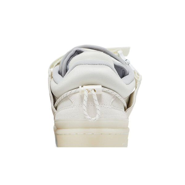 Bad Bunny x Forum Buckle Low “Last Forum” HQ2153