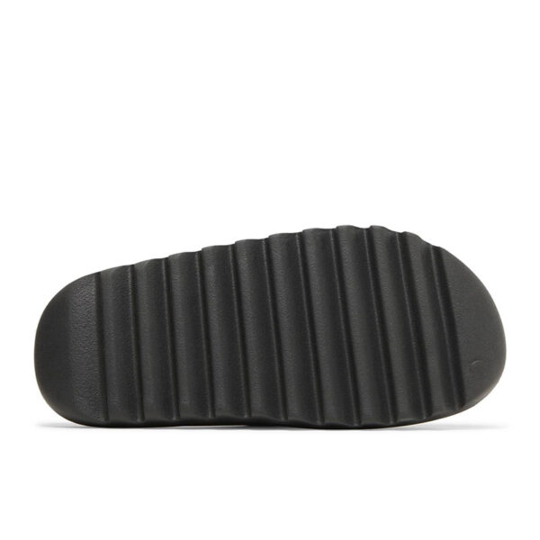 YEEZY SLIDES “ONYX” HQ6448