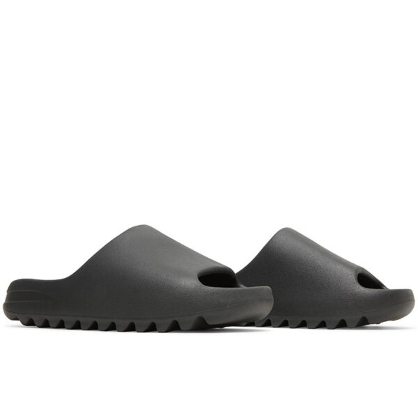 YEEZY SLIDES “ONYX” HQ6448