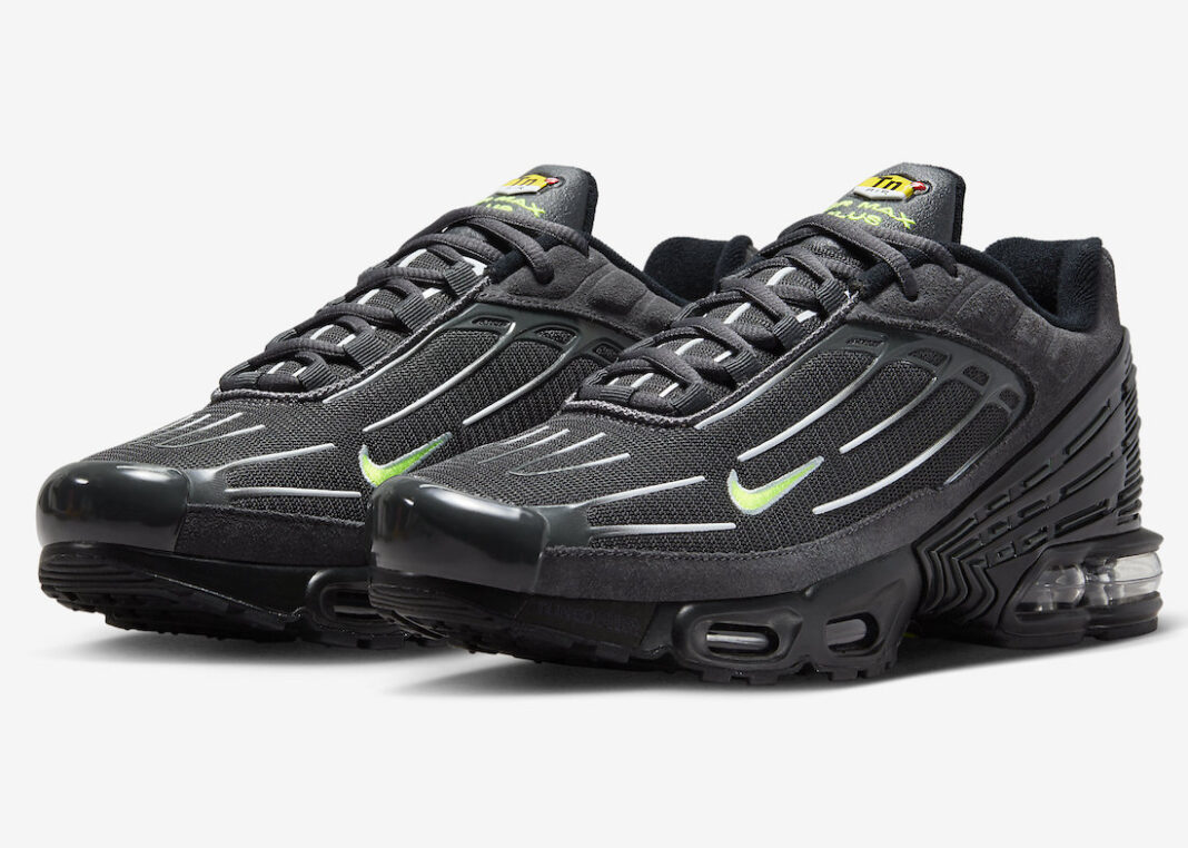 Nike Air Max Plus III, Nike Air Max Plus 3, Nike Air Max Plus, Nike - Nike Air Max Plus 3「復古銀石黑/電壓綠」現已上市