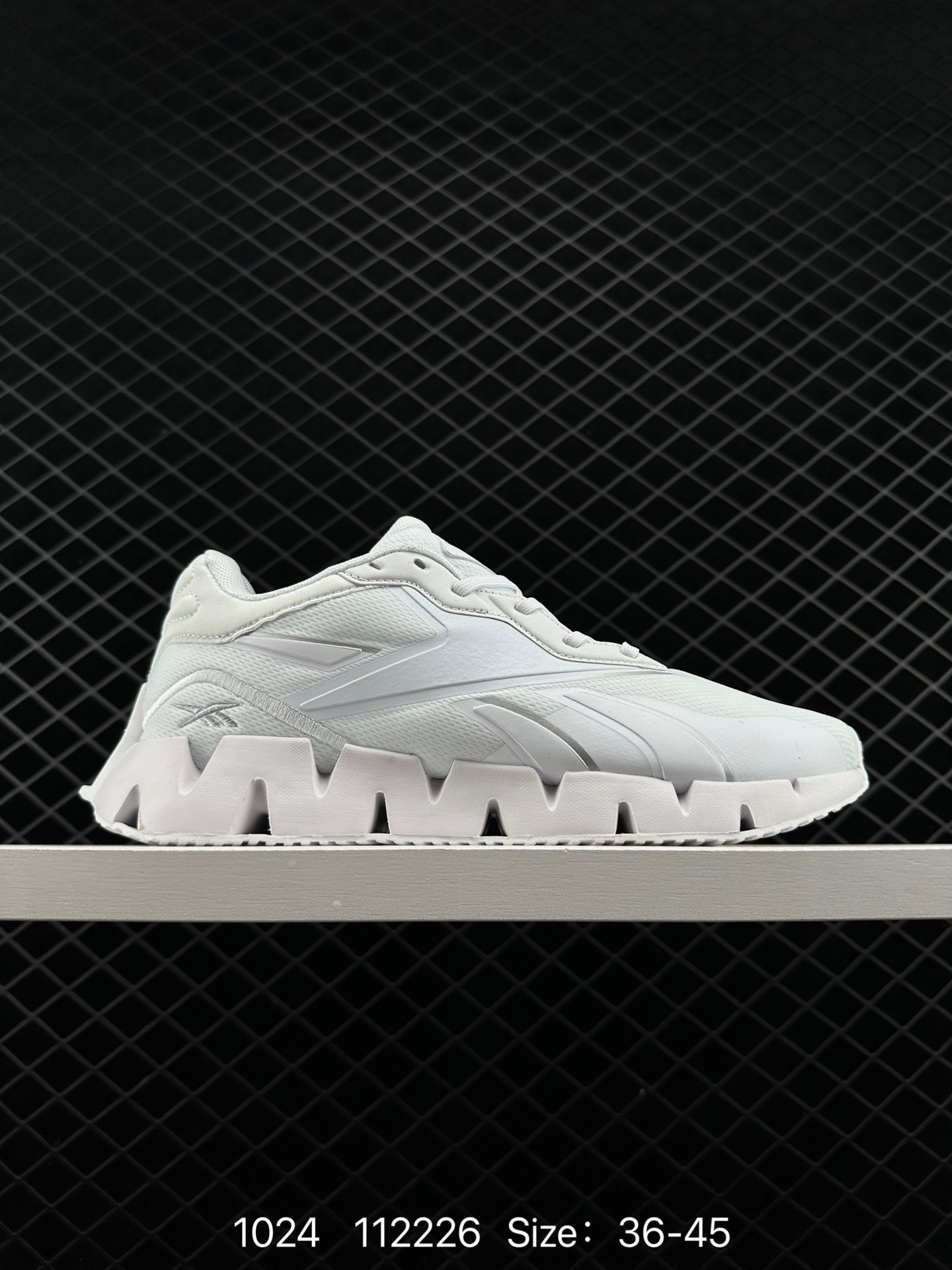 RO, Reebok, KD - 锐步REEBOK ROYAL EC RIDE4经典复古时尚休闲百搭休闲运动鞋 
货号:GX0193 
编码：112226