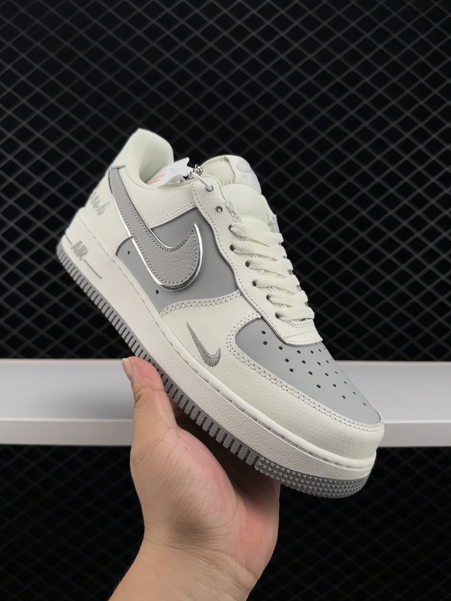 Nike Air Force 1 Low, Nike Air Force 1, Nike, Air Force 1 Low, Air Force 1 - Nike Air Force 1 Low 空军一号低帮百搭休闲运动板鞋 货号：BM1996-033 尺码:36 36.5 37.5 38 38.5 39 40 40.5 41 42 42.5 43 44 45 编码：261520