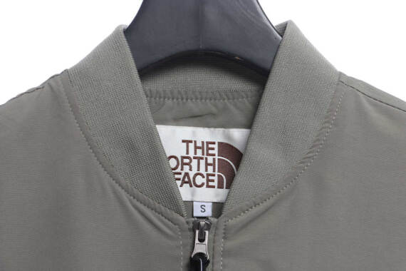 The North Face 纯色运动飞行员夹克 TSK1