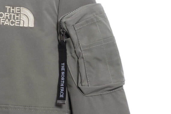 The North Face 纯色运动飞行员夹克 TSK1