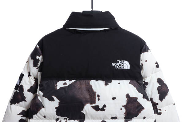 The North Face 牛羽絨服