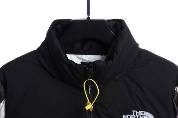The North Face 牛羽絨服