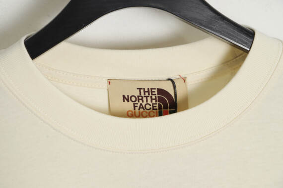 GUCCI x The North Face 古驰 TNF 联名炫彩印花短袖