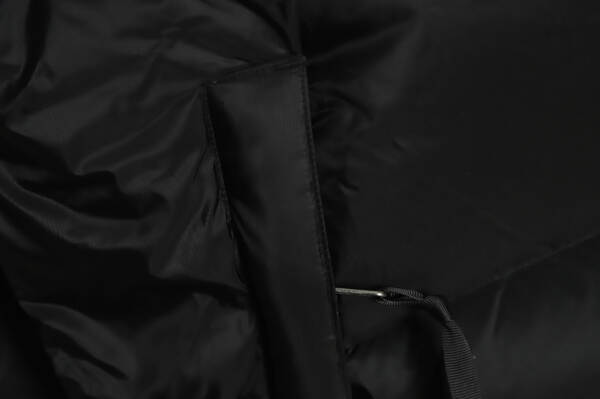 The North Face FW22 1996 复古 Nuptse Pride 夹克 700 Puff 彩虹标志刺绣立领拉链羽絨服 TSK1