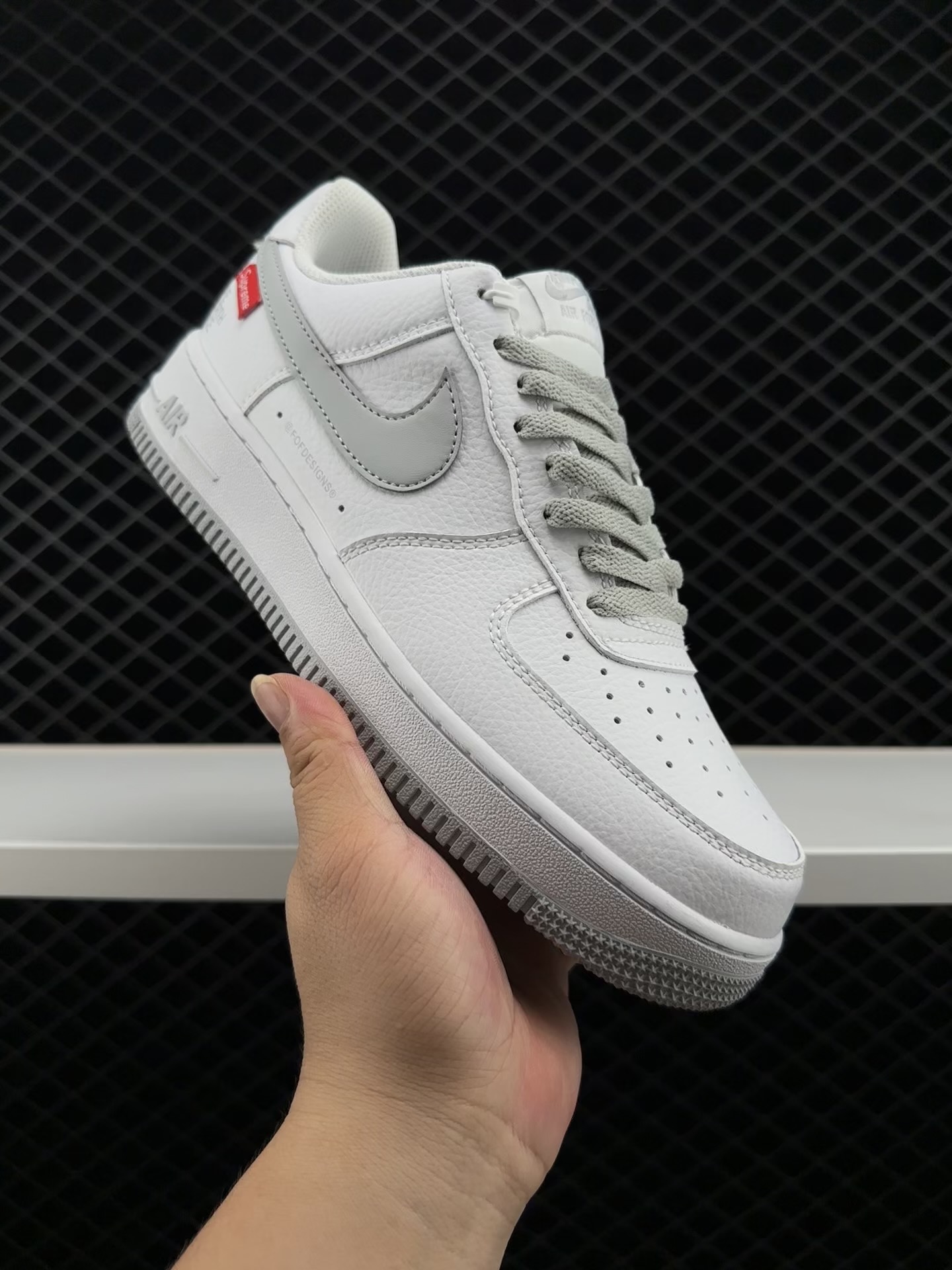 KD, Air Force 1 - Air Force 1 ‘07 Low 原楦头原纸板 打造纯正空军版型
货号：CW2288-111