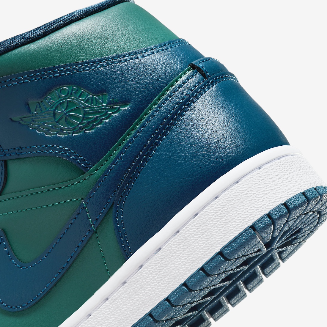Nike Air Force 1 Low, Nike Air Force 1 - 2023年秋季發售：Nike Air Force 1 Low「Adobe」