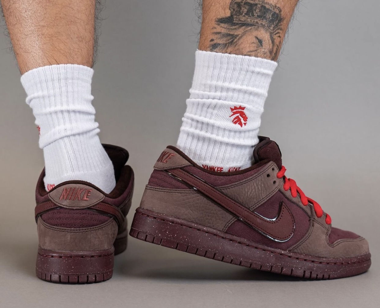 Nike SB Dunk Low - 2024年2月，Nike SB Dunk Low「情人節」登場